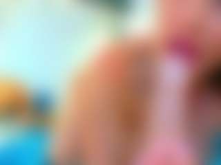 Live cam show with Karissia - Tittyfuck on sexylive.show