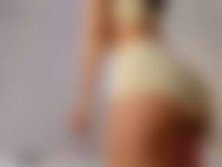 Emma_dee