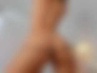 Emma_dee's Live Sex Cam Show