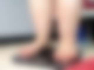 Alondra-zaens MILF webcam performer live streaming