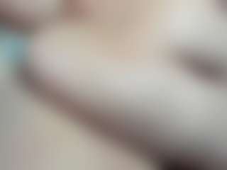 Alondra-zaens MILF webcam performer live streaming