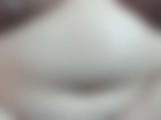 Alondra-zaens MILF webcam performer live streaming