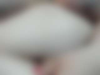 Alondra-zaens's Live Sex Cam Show
