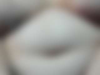 Alondra-zaens MILF webcam performer live streaming