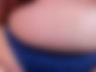 Live cam show with Alondra-zaens - Pov on Camsoda