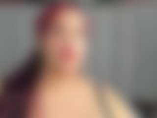Live cam show with Alondra-zaens - Facial Piercings on Gym Cam Girls