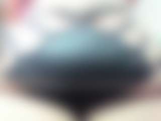 Alondra-zaens MILF webcam performer live streaming