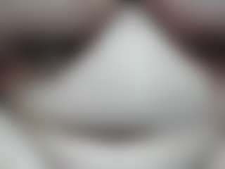 Alondra-zaens's Live Sex Cam Show