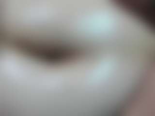 Live cam show with Alondra-zaens - Full Nudity on Soda Cam