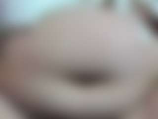 Alondra-zaens MILF webcam performer live streaming