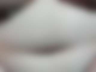 Live cam show with Alondra-zaens - Living Room on Camsoda.co