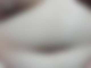 Alondra-zaens MILF webcam performer live streaming