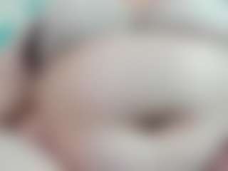 Alondra-zaens MILF webcam performer live streaming