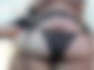 Alondra-zaens's Live Sex Cam Show