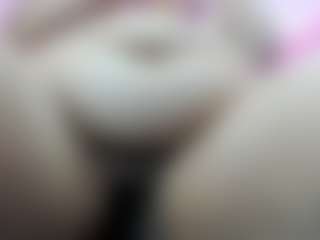 Alondra-zaens MILF webcam performer live streaming