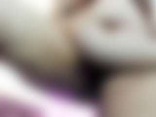 Live cam show with Alondra-zaens - Bedroom Curvy on liverealitysex.com