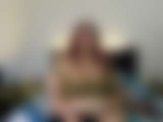 Live cam show with Alondra-zaens - Bikini on Taboo Cams XXX