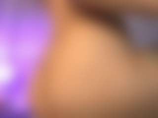 Live cam show with melany-riccii - Teen (18+) on Latina Girls