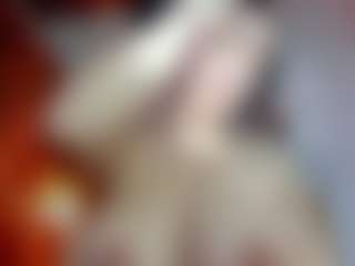 Live cam show with melany-riccii - Twerk on Soda Cam