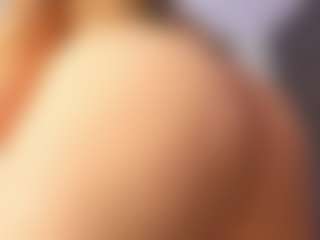 melany-riccii's Live Sex Cam Show