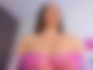 Live cam show with melany-riccii - Bedroom Big Tits on Camsoda