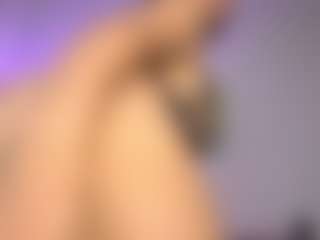 melany-riccii's Live Sex Cam Show