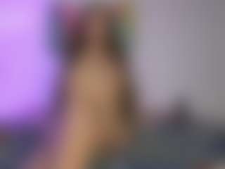 melany-riccii's Live Sex Cam Show