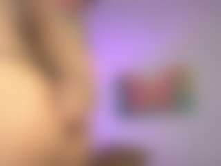 melany-riccii's Live Sex Cam Show