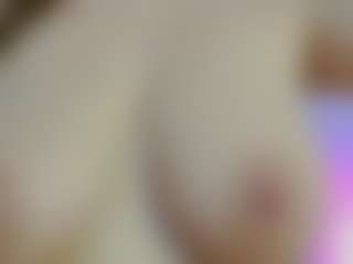 melany-riccii's Live Sex Cam Show