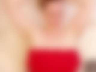 Live cam show with LauraSky - Glasses on Milfs Live