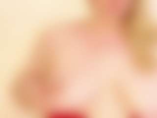 Live cam show with LauraSky - MILF on pussylord.com