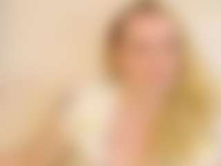 LauraSky's Live Sex Cam Show