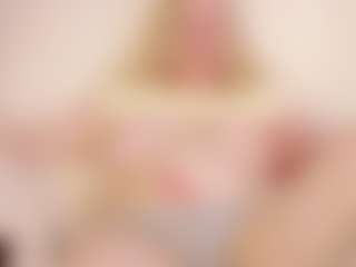 Live cam show with LauraSky - Role Play on chickslive.net