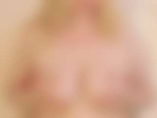 Live cam show with LauraSky - Roleplay on Camsoda