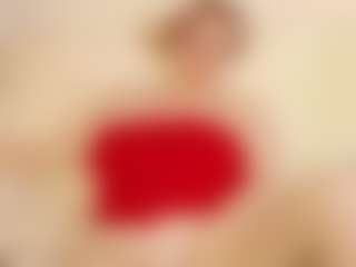 LauraSky's Live Sex Cam Show