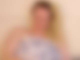 Live cam show with LauraSky - Big Nipples on nudelive.tv