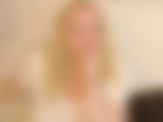 LauraSky's Live Sex Cam Show