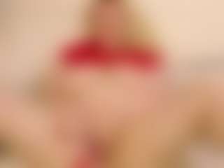 LauraSky's Live Sex Cam Show
