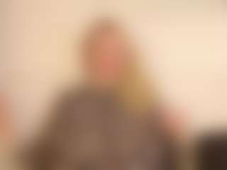 LauraSky's Live Sex Cam Show