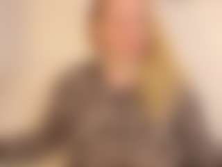 Live cam show with LauraSky - Big Nipples on Camsoda