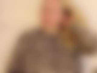 LauraSky's Live Sex Cam Show
