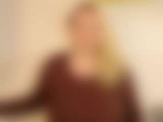LauraSky's Live Sex Cam Show