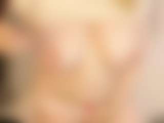 LauraSky's Live Sex Cam Show