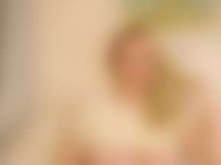 LauraSky's Live Sex Cam Show