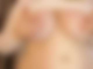Live cam show with LauraSky - Big Ass on thefappeningchat.com