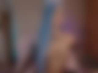Live cam show with Adhara1 - Pornstar Skinny on livesuperchat.net