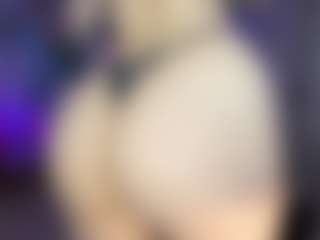 Adhara1's Live Sex Cam Show