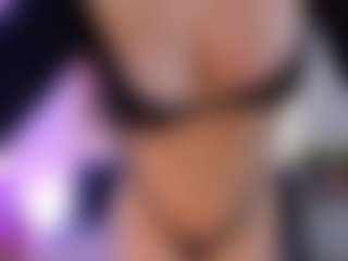 Live cam show with Gia Ferrera - Normal on Instabang