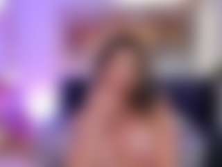 Live cam show with Gia Ferrera - Petite on livesexfox.com