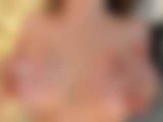Gia Ferrera's Live Sex Cam Show